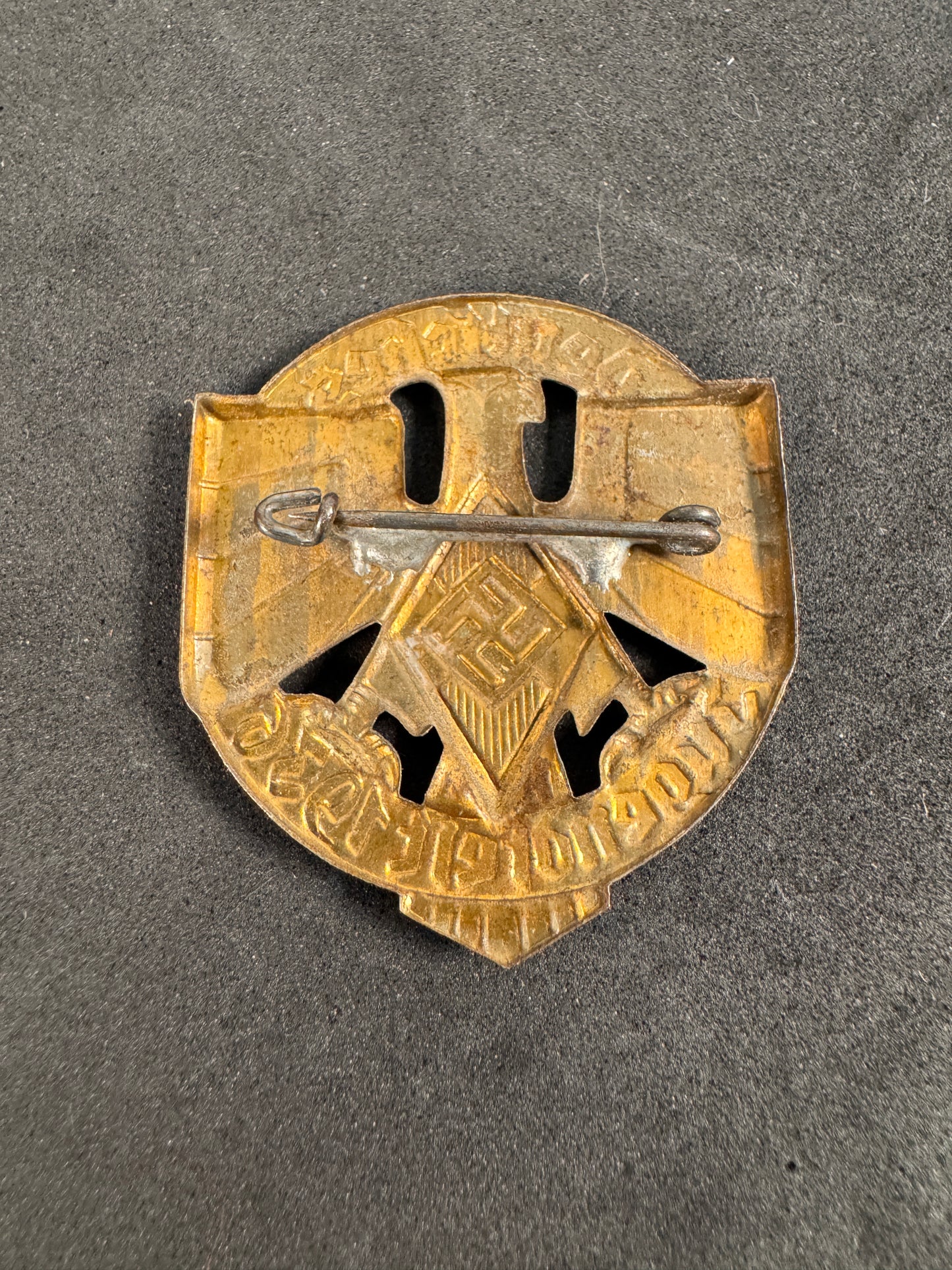 Photo 3 of 1936 Hitler Youth Jugendfest Tinnie Badge - collectible militaria item