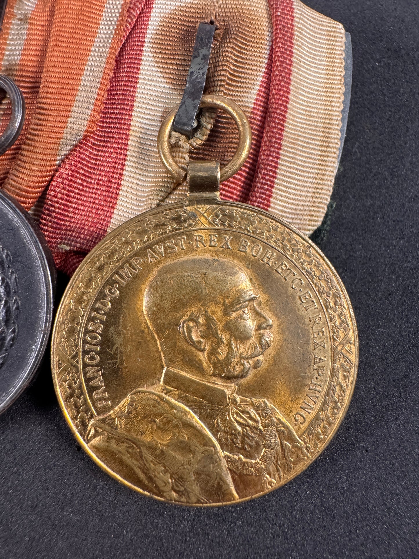 Photo 6 of German WW1 medal bar - Iron Cross, Wurttemburg, Austria - collectible militaria item