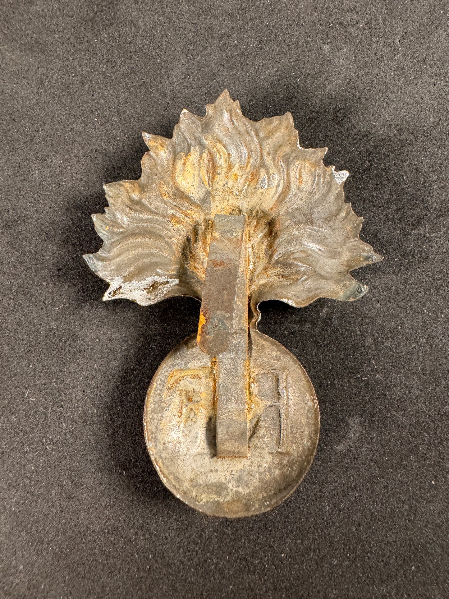 Photo 2 of WW1 French Army Infantry Adrian Helmet Badge - collectible militaria item