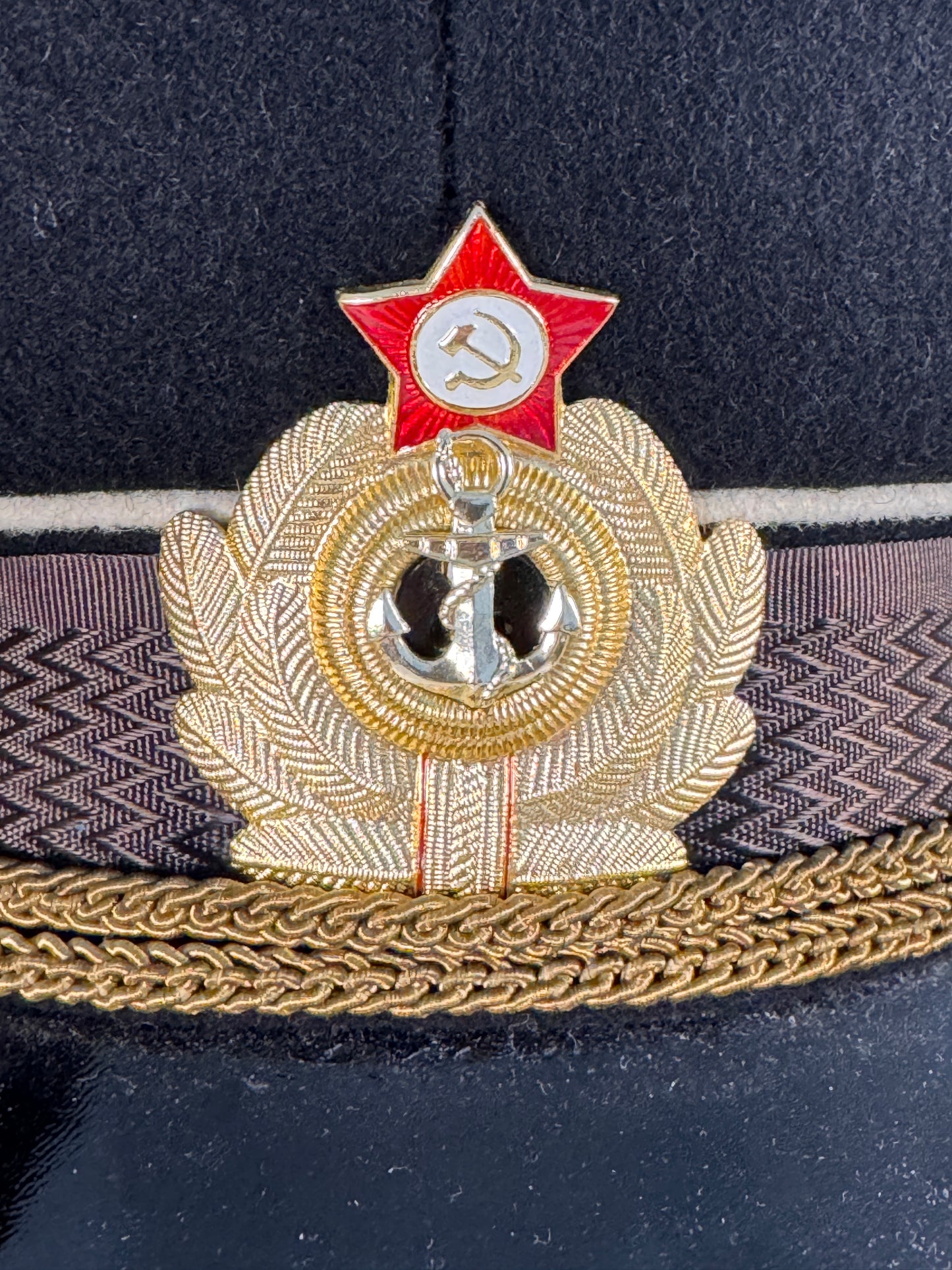 Photo 3 of Soviet Navy Officer’s Captain Visor Cap - USSR Cold War Naval Uniform Hat - collectible militaria item