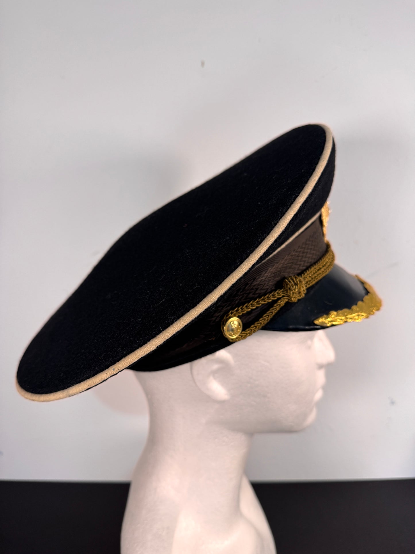 Photo 7 of Soviet Navy Officer’s Captain Visor Cap - USSR Cold War Naval Uniform Hat - collectible militaria item