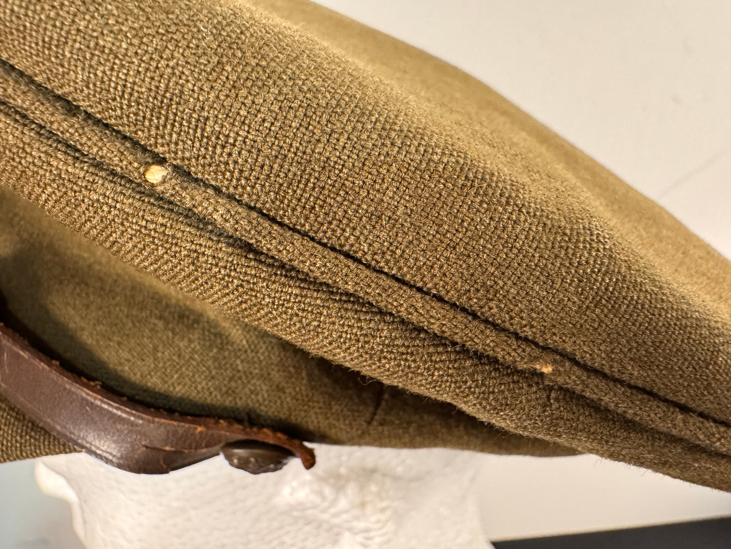 Photo 4 of Original WWII / WW2 British Royal Artillery Officer’s Service Cap - collectible militaria item
