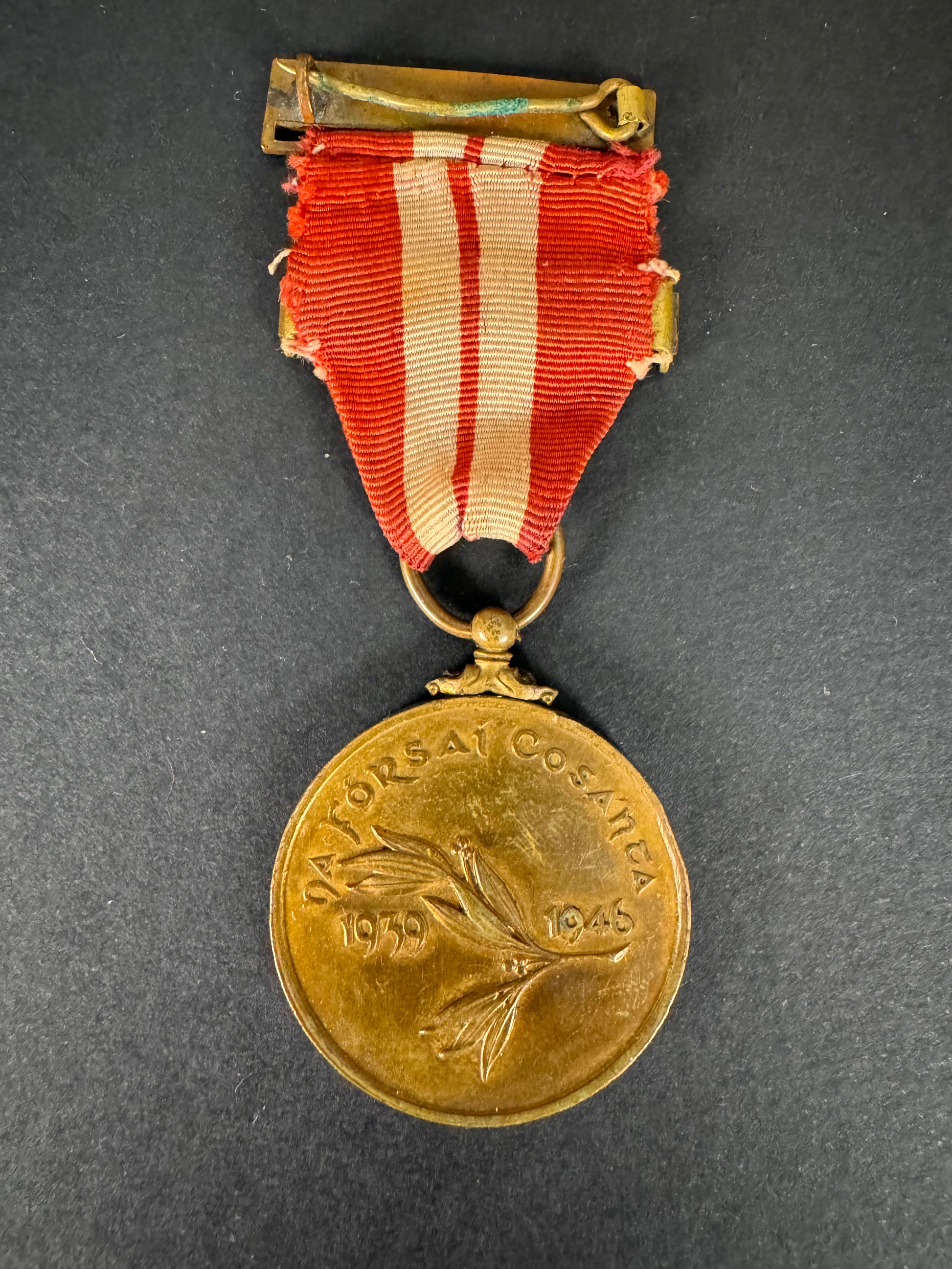 Photo 4 of WW2 Irish Emergency National Service Medal 1939 - 1946 - collectible militaria item