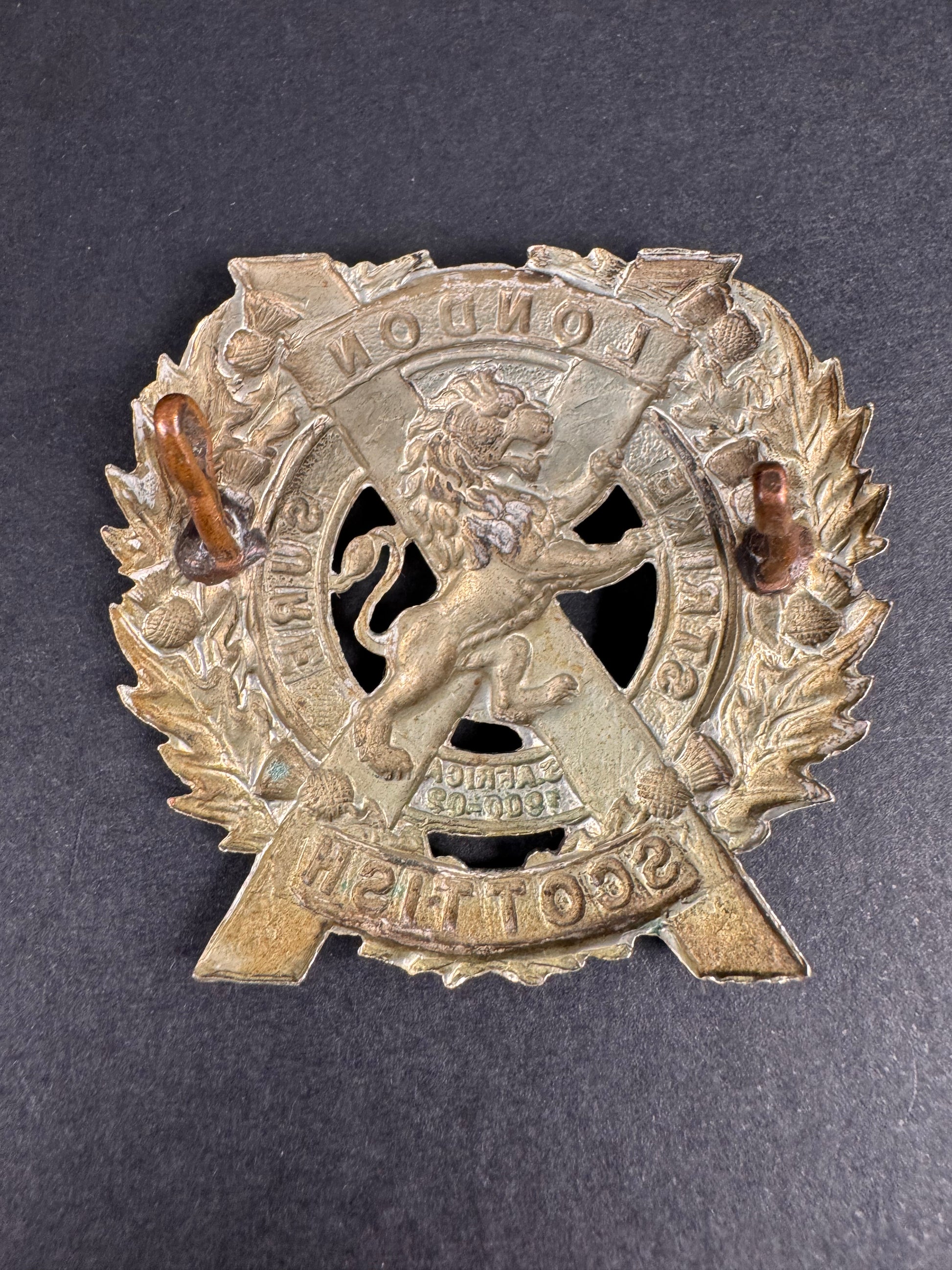 Photo 2 of WW1 British Army 14th Battalion London Scottish Cap Badge - collectible militaria item