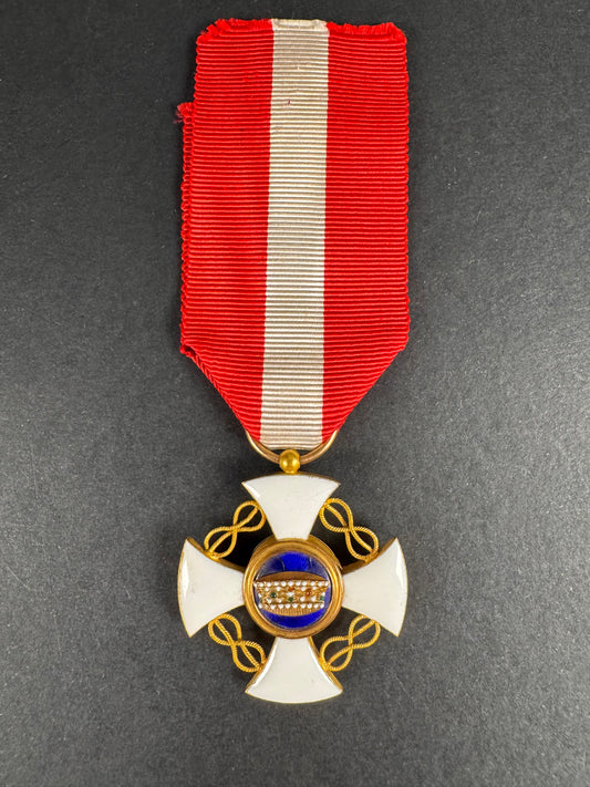 Order of the Crown of Italy Knight's Cross in Gold Medal Award