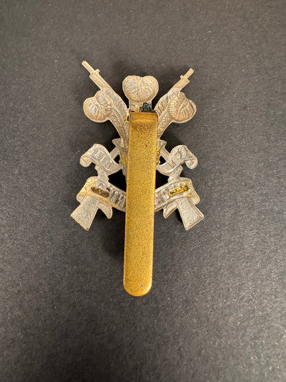 Photo 2 of WW2 British Army 3rd Carabiniers Cavalry Cap Badge - collectible militaria item