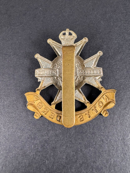 Photo 2 of WW1 British Army Sherwood Foresters Cap Badge - collectible militaria item