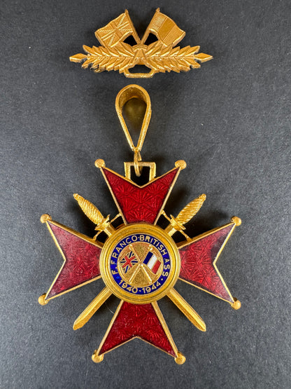 Photo 1 of WW2 Franco British Association Medal For World War II Actions 1940-1944 - collectible militaria item