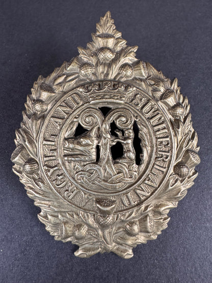 Photo 1 of WW2 British Army Argyll And Sutherland Highlanders Cap Badge - collectible militaria item