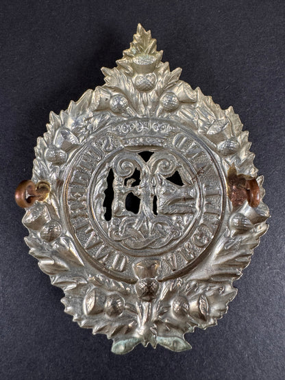 Photo 2 of WW2 British Army Argyll And Sutherland Highlanders Cap Badge - collectible militaria item