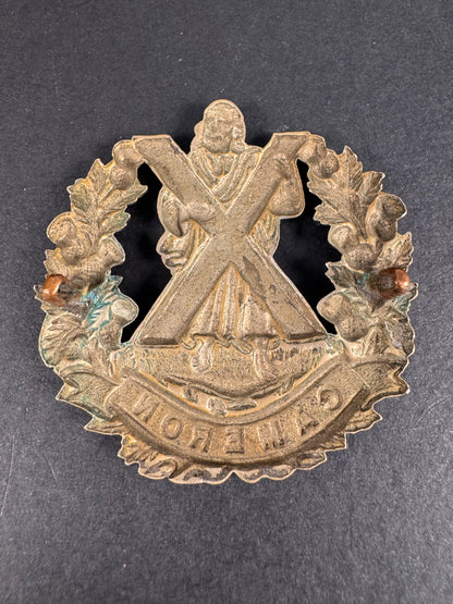 Photo 2 of WW1 British Army Queen's Own Cameron Highlanders Glengarry Cap Badge - collectible militaria item