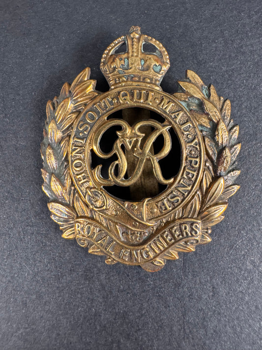 Photo 1 of WW2 British Army Royal Engineers Cap Badge GR IV - collectible militaria item