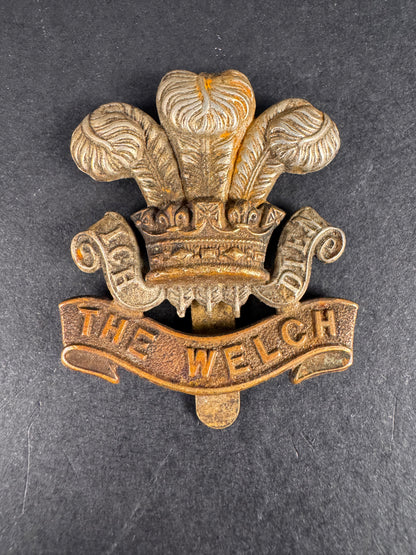 Photo 1 of WW2 British Army Welch (Welsh) Regiment Cap Badge - collectible militaria item