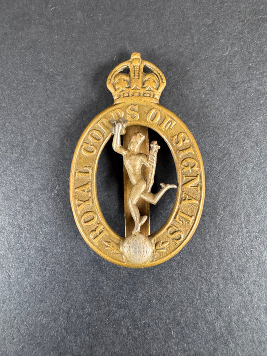 Photo 1 of WW2 British Army Royal Corps of Signals Cap Badge - collectible militaria item