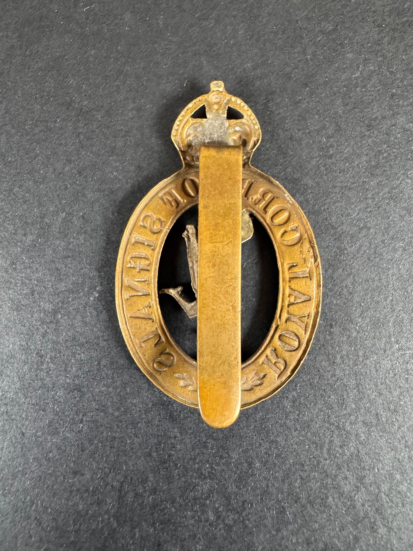 Photo 2 of WW2 British Army Royal Corps of Signals Cap Badge - collectible militaria item