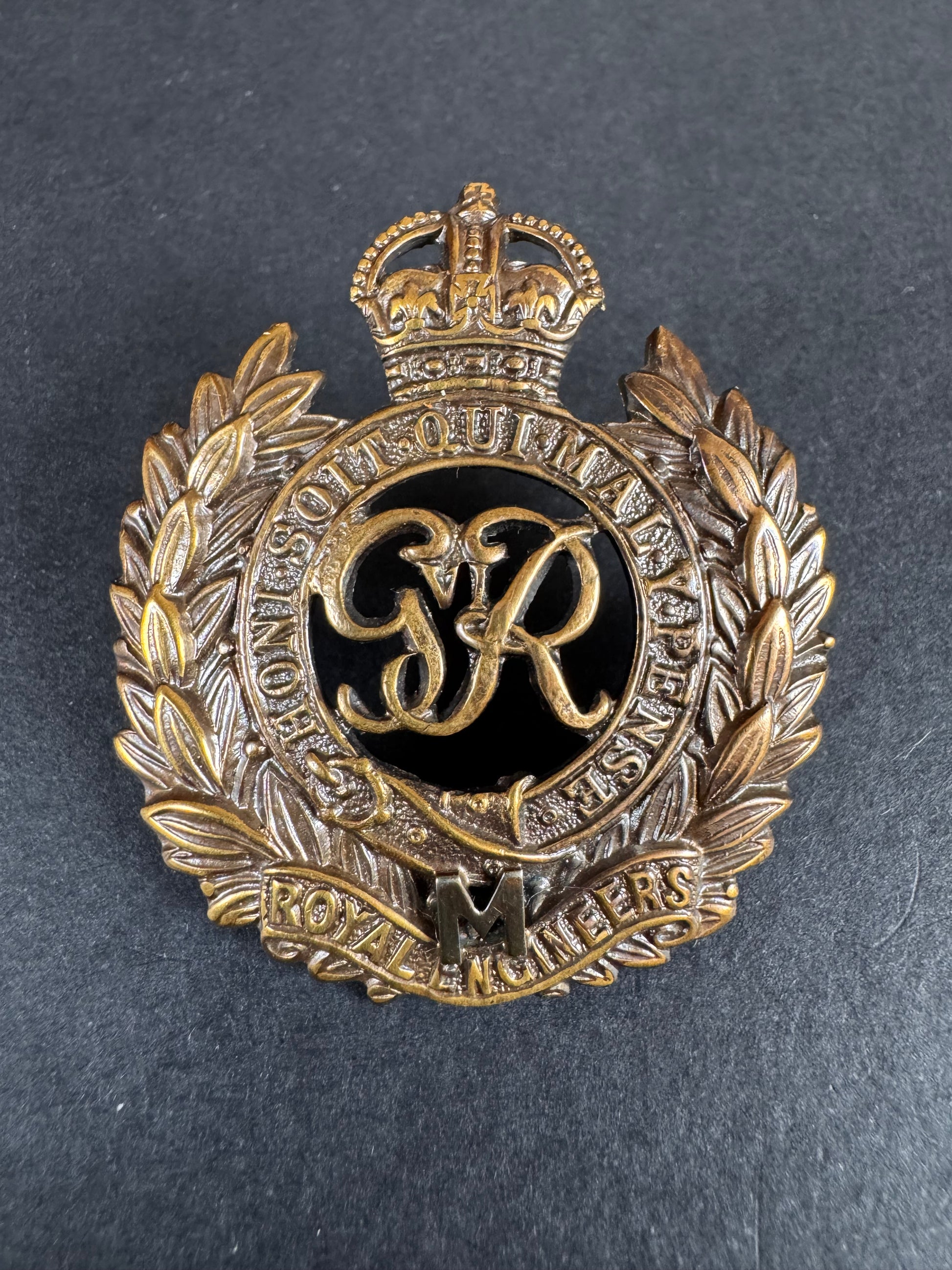 Photo 1 of WW2 British Army Royal Engineers Militia Cap Badge - collectible militaria item