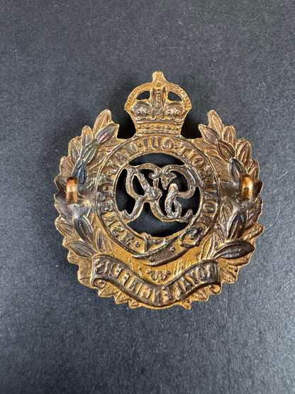 Photo 2 of WW2 British Army Royal Engineers Militia Cap Badge - collectible militaria item