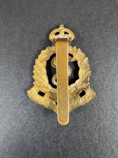 Photo 2 of WW1 British Royal Army Medical Corps Cap Badge - collectible militaria item