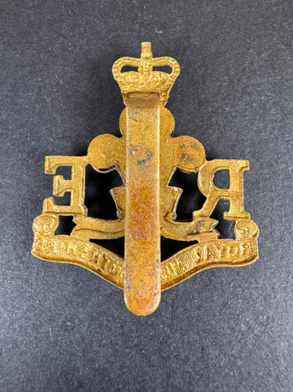 Photo 2 of After WW2 British Army Royal Monmouthshire Militia Cap Badge - collectible militaria item