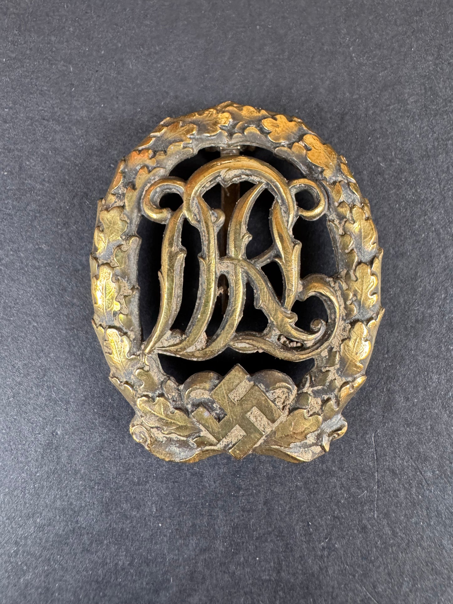 Photo 2 of Third Reich German DRL Sports Achievement Badge in Bronze - collectible militaria item