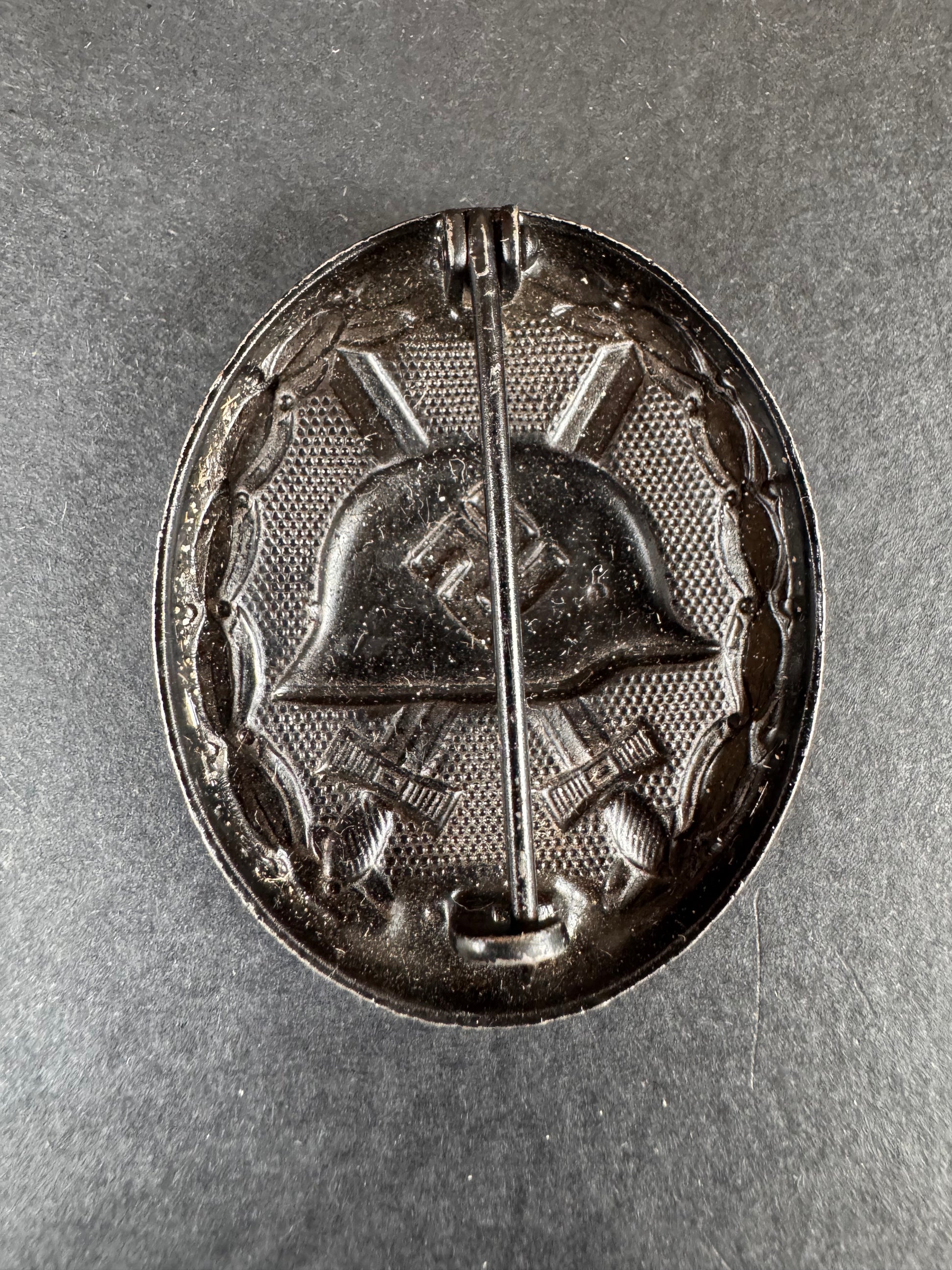Photo 3 of WW2 German 1939 Black Wound Badge - collectible militaria item