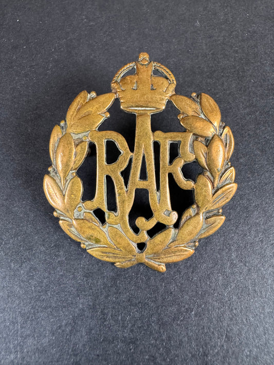 Photo 1 of WW2 British Royal Air Force Cap Badge - collectible militaria item