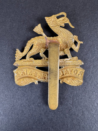 Photo 2 of WW1 British Army Royal Berkshire Regiment Cap Badge - collectible militaria item