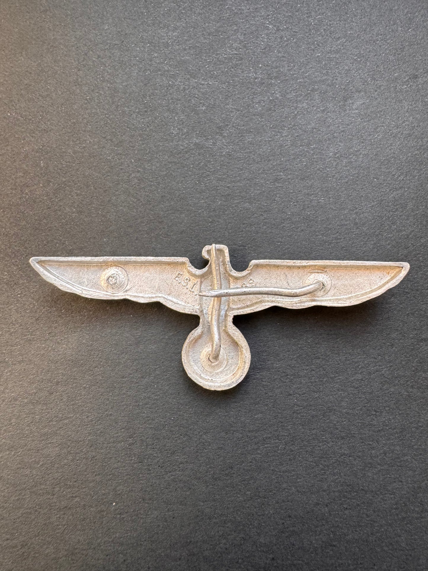 Photo 3 of WW2 German Army 1935 Visor Cap Eagle - collectible militaria item