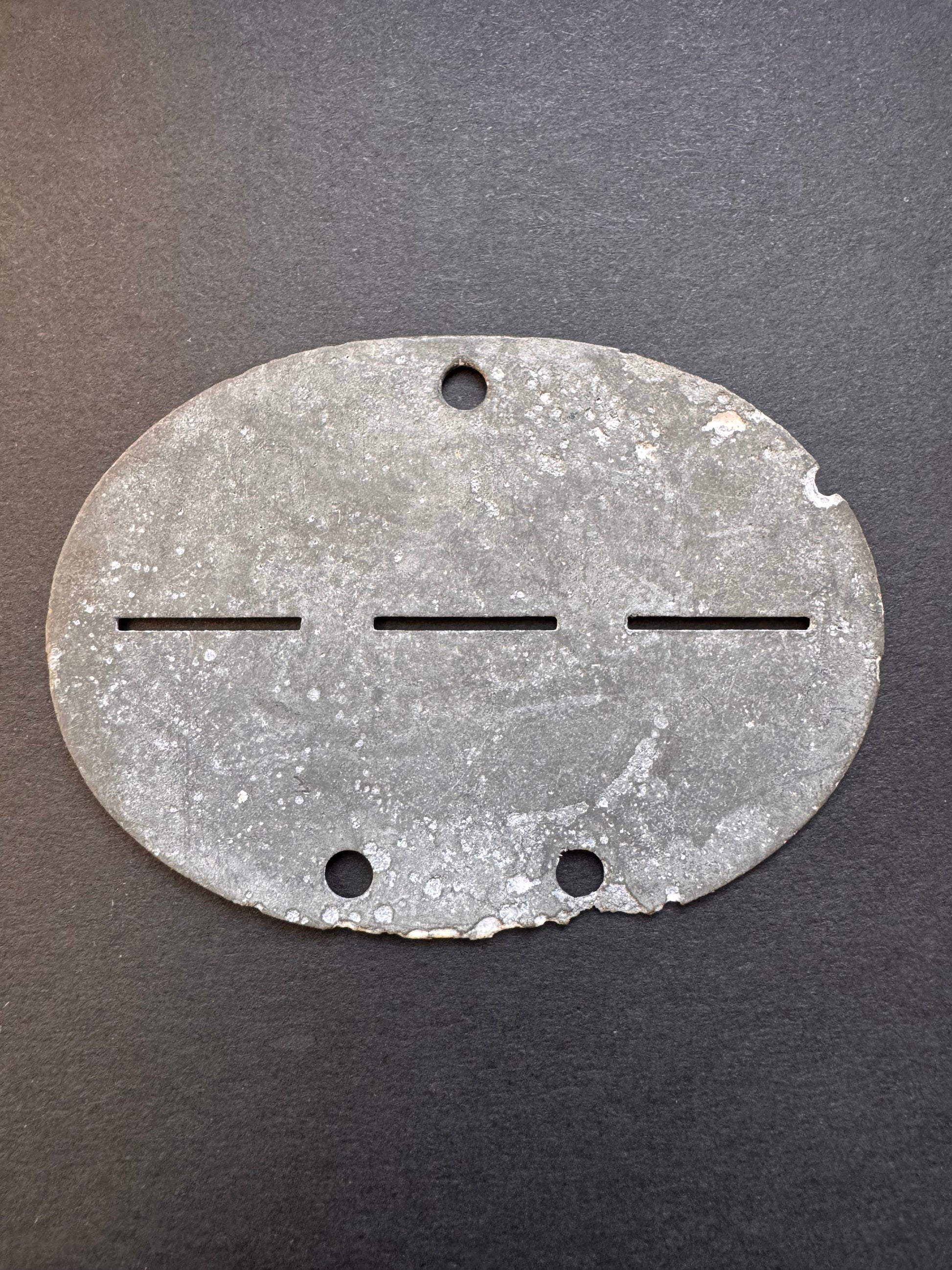 Photo 2 of WW2 German Army Engineers Dog Tag ID Disc 3.BAU.ERS.BATL.6 - collectible militaria item
