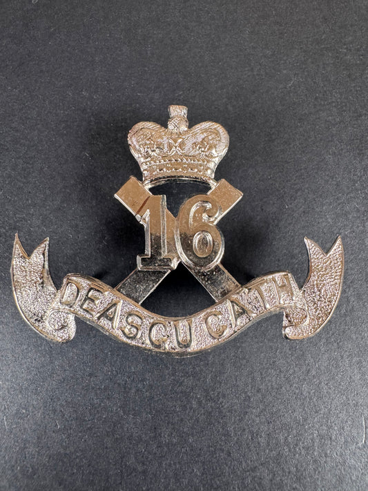Photo 1 of WW1 Canadian Army 16th Infantry Battalion Canadian Scottish Cap Badge - collectible militaria item