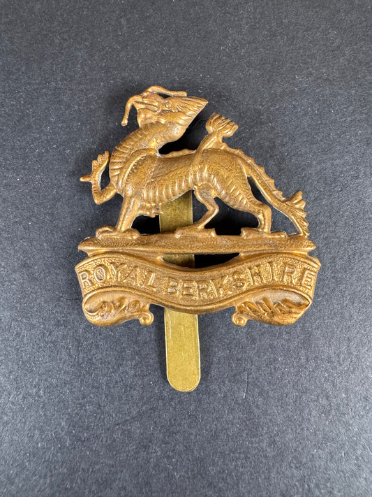 WW2 British Army Royal Berkshire Regiment Cap Badge