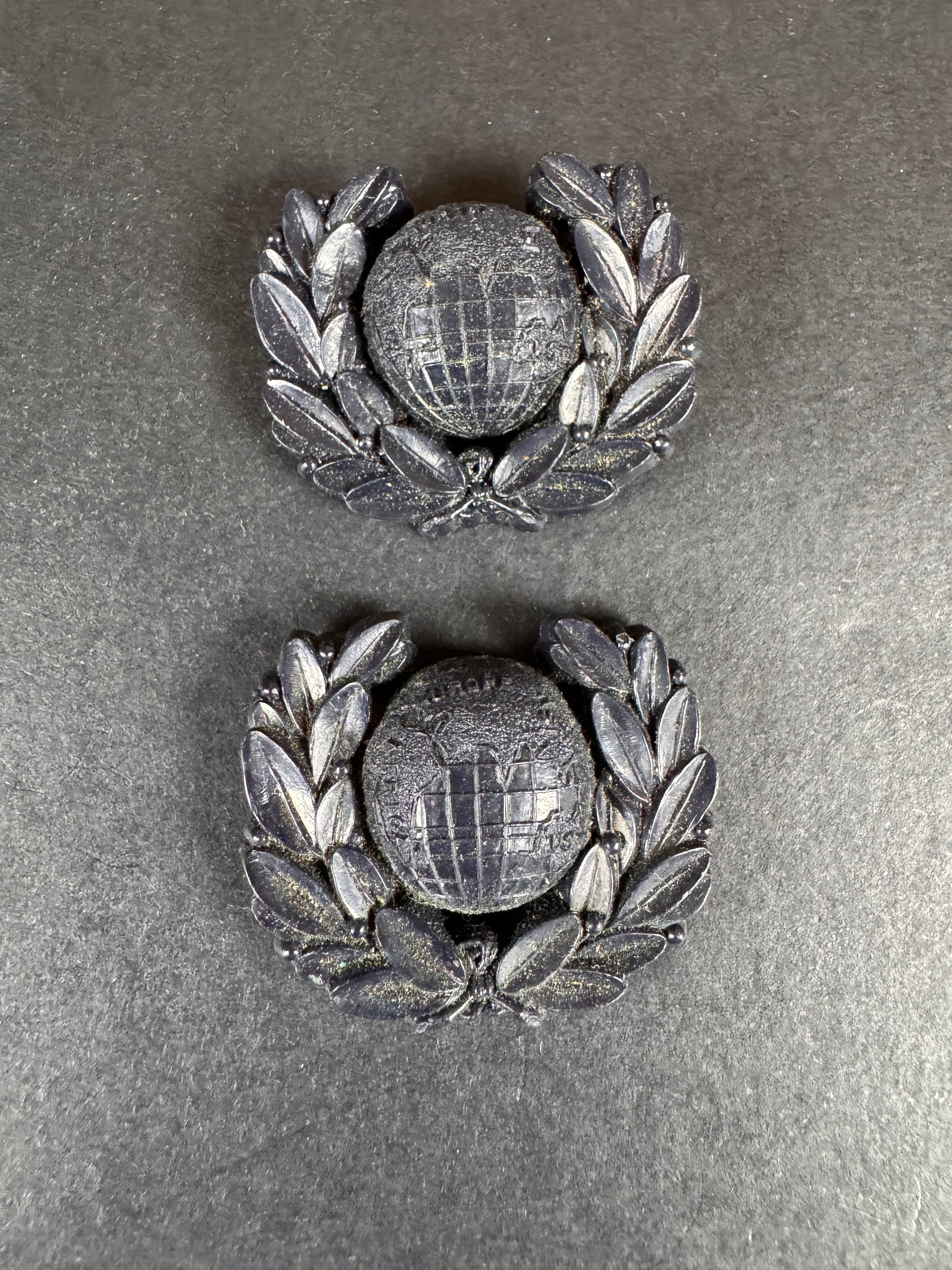 Photo 1 of WW2 British Royal Marines War Economy Uniform Collar Badges - collectible militaria item