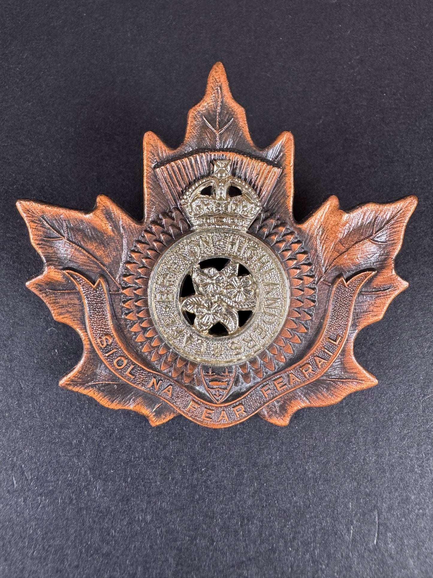 Photo 1 of After WW2 Canadian Army Cape Breton Highlanders Glengarry Cap Badge - collectible militaria item