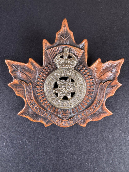Photo 1 of After WW2 Canadian Army Cape Breton Highlanders Glengarry Cap Badge - collectible militaria item