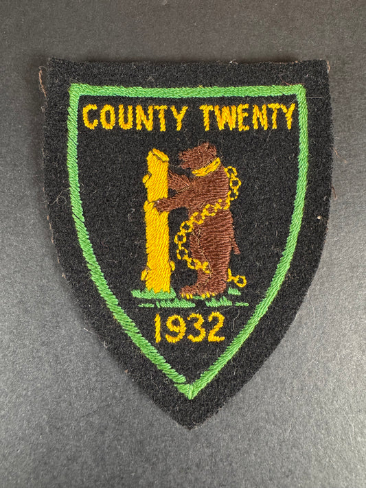 Photo 1 of British Army Warwickshire County Twenty Yeomanry Militia 1932 Badge - collectible militaria item