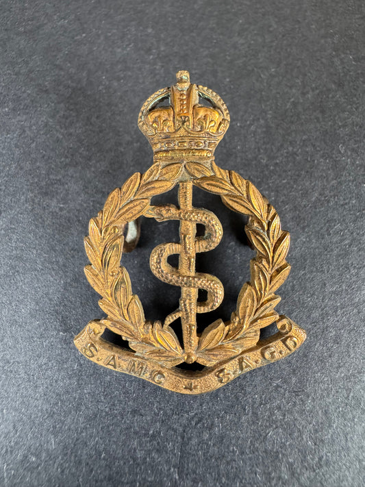 Photo 1 of WW2 South African Army Medical Corps Cap Badge SAMC SAGD - collectible militaria item