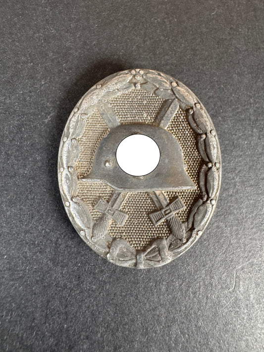 Photo 1 of WW2 German 1939 Silver Wound Badge 127 - collectible militaria item