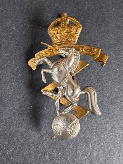 Photo 1 of After WW2 British Army Royal Electrical & Mechanical Engineers Cap Badge - collectible militaria item