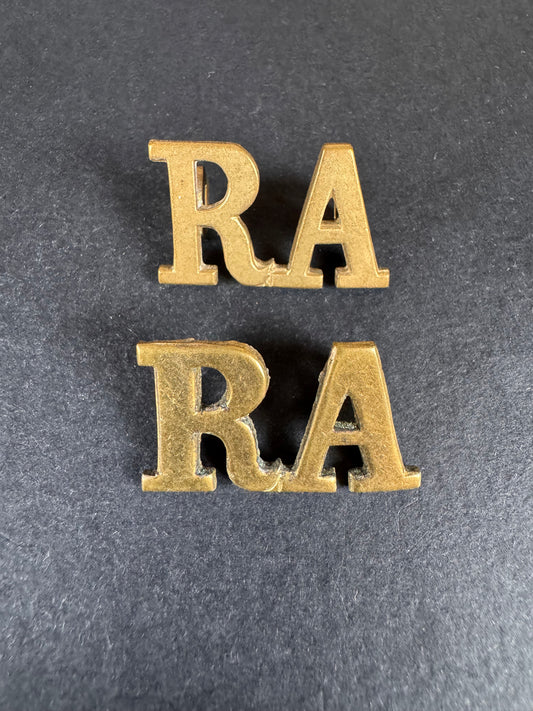 Photo 1 of WW1 British Army Royal Artillery Uniform Shoulder Titles RA - collectible militaria item