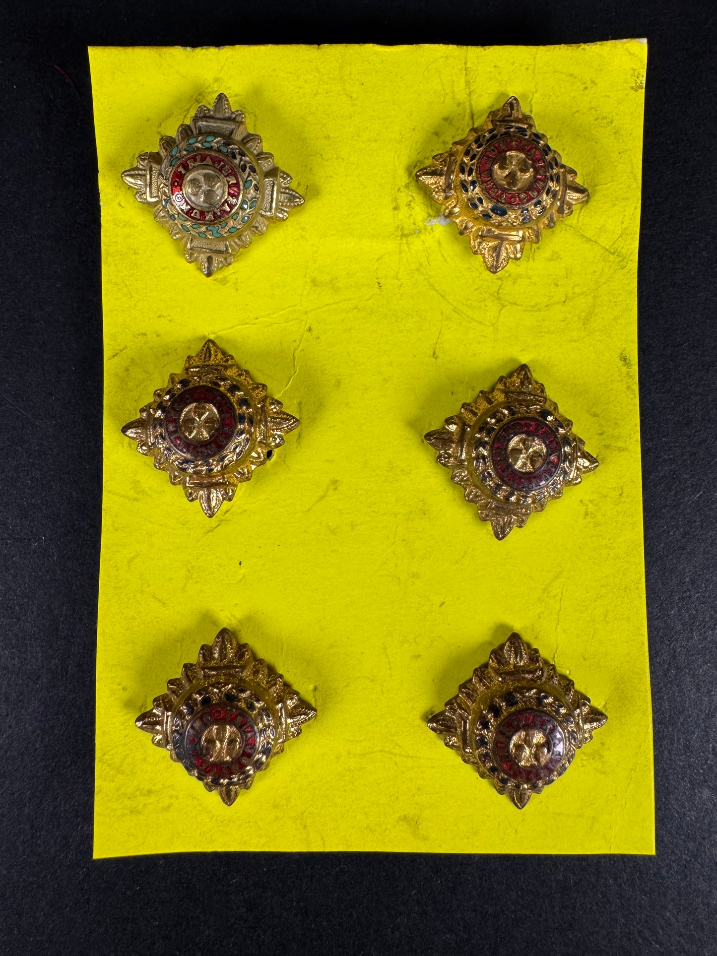 Photo 1 of WW2 British Army Captain Uniform Shoulder Board Rank Star Badges - collectible militaria item