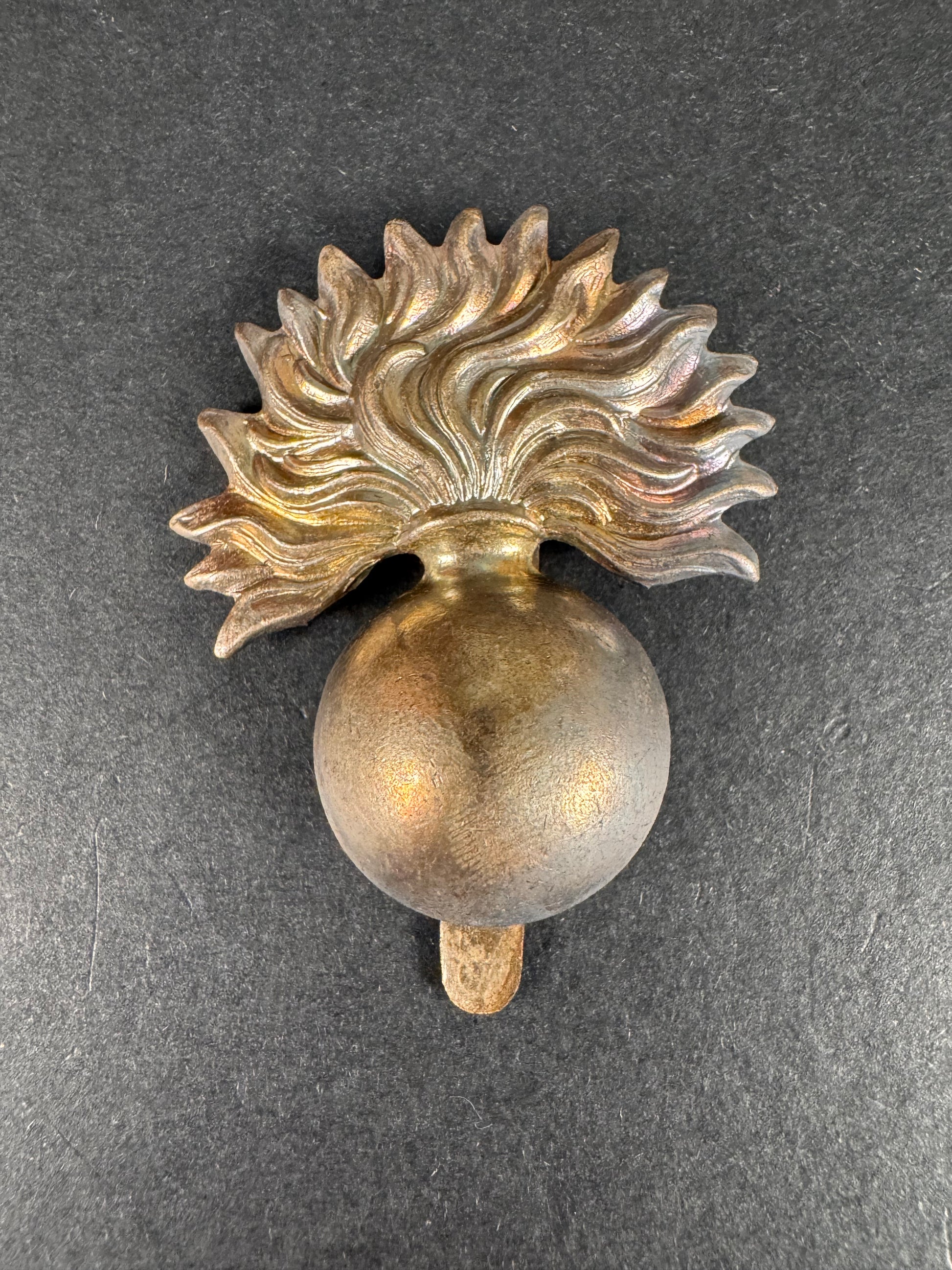 Photo 1 of WW1 British Army Grenadier Guards Plated Cap Badge - collectible militaria item