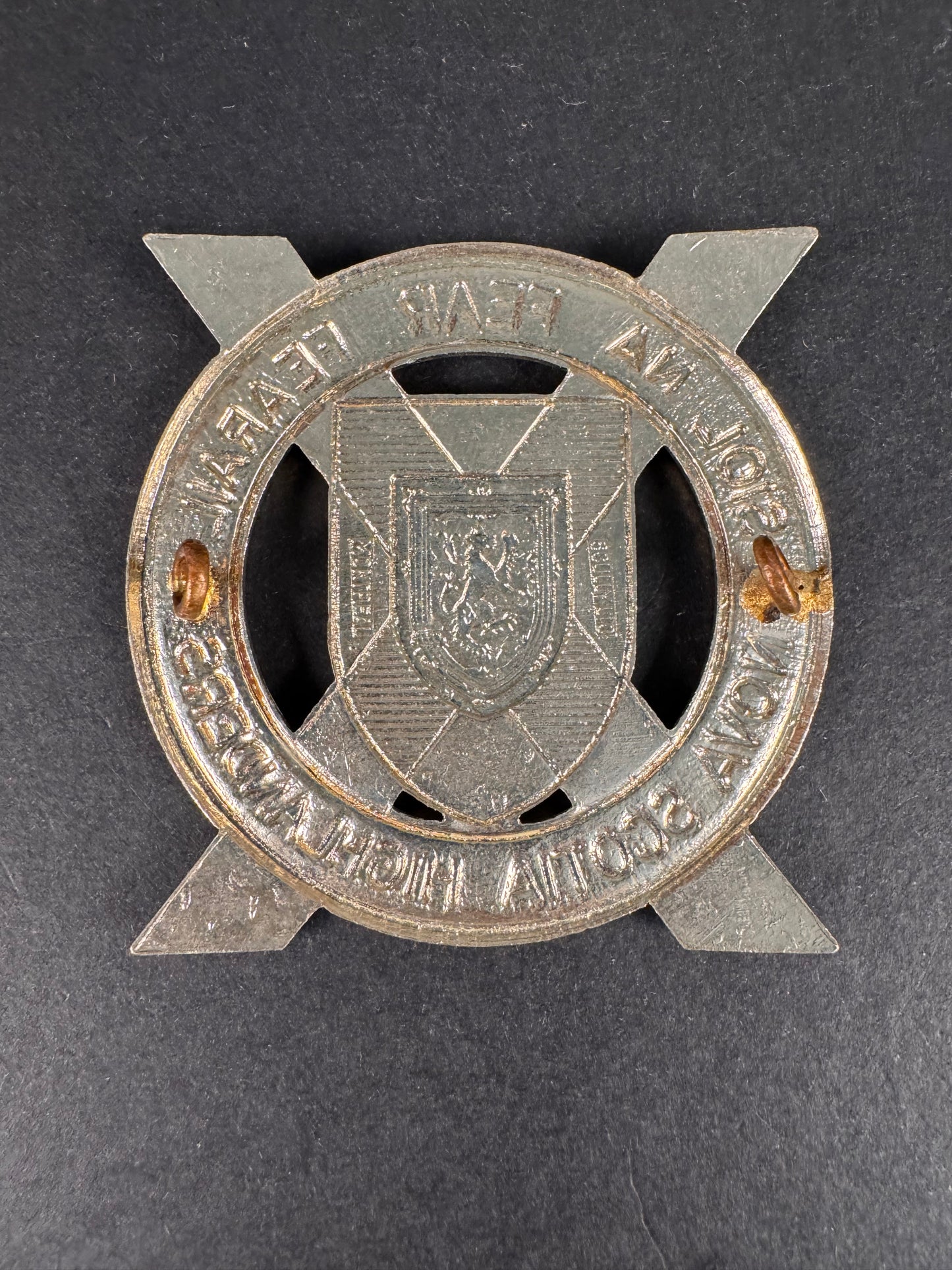Photo 2 of WW2 Canadian Army Nova Scotia Highlanders Cap Badge SCULLY - collectible militaria item