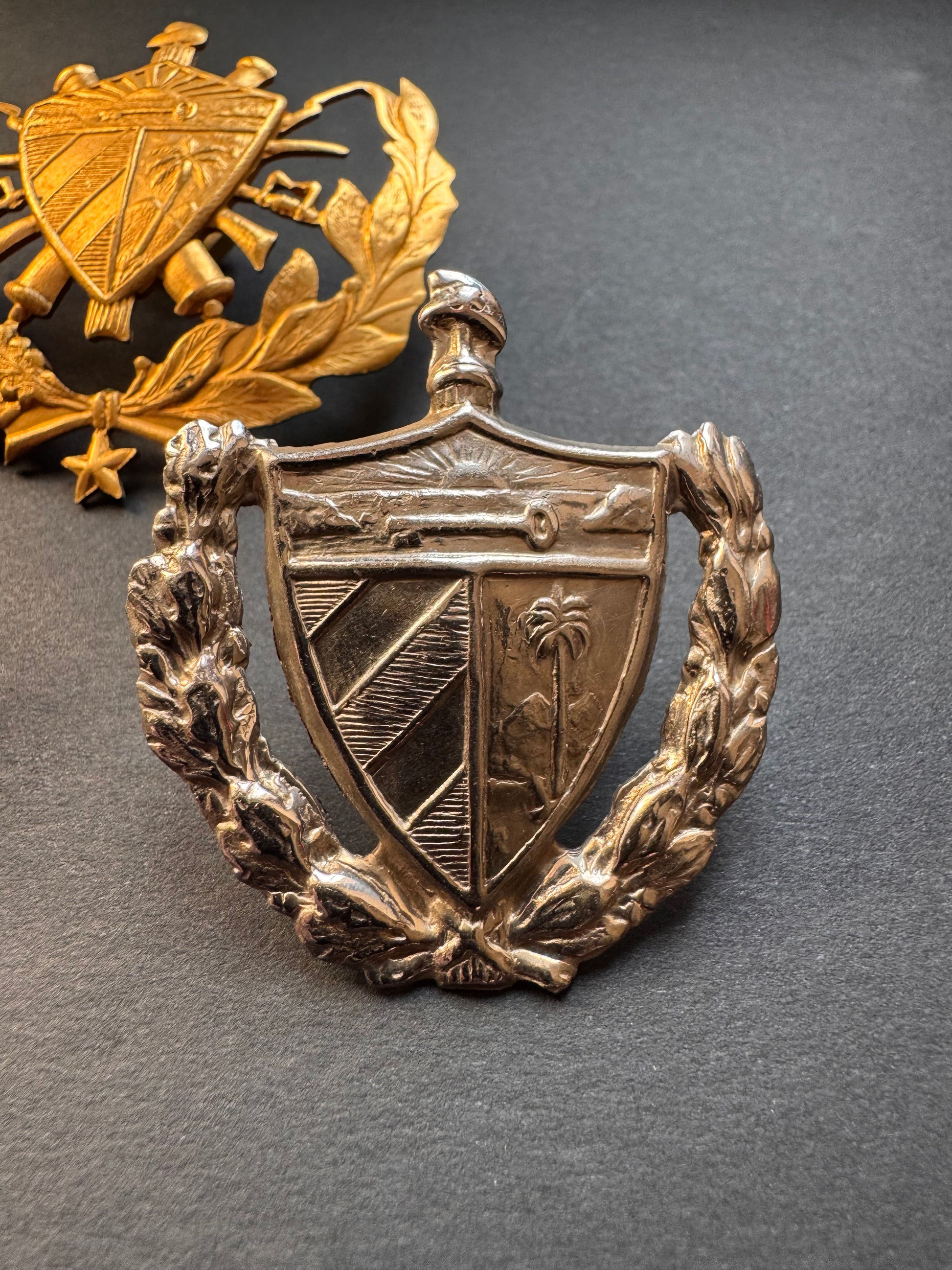 Photo 3 of WW2 Cuban Republic Army Cap Badges - collectible militaria item