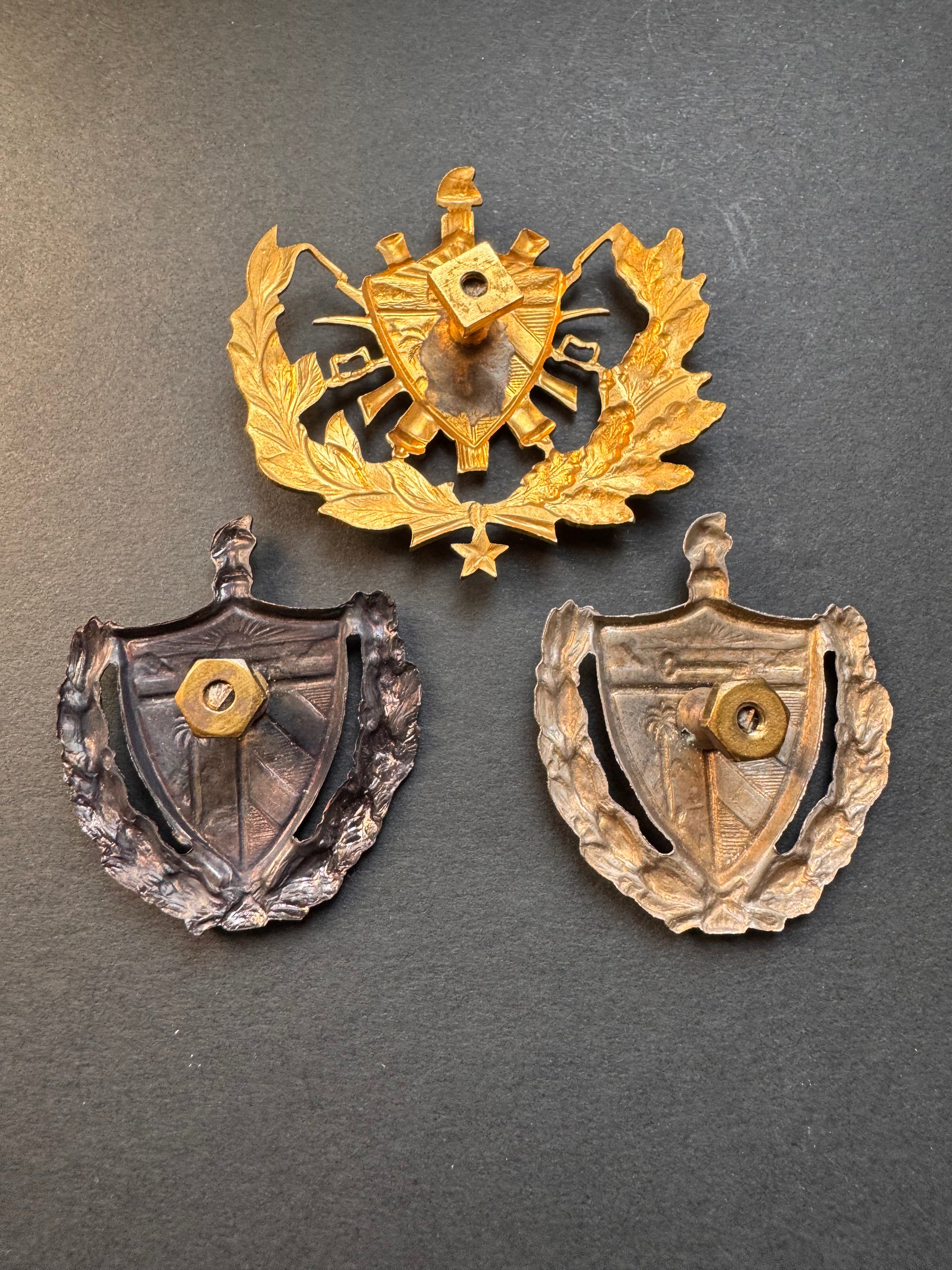 Photo 5 of WW2 Cuban Republic Army Cap Badges - collectible militaria item
