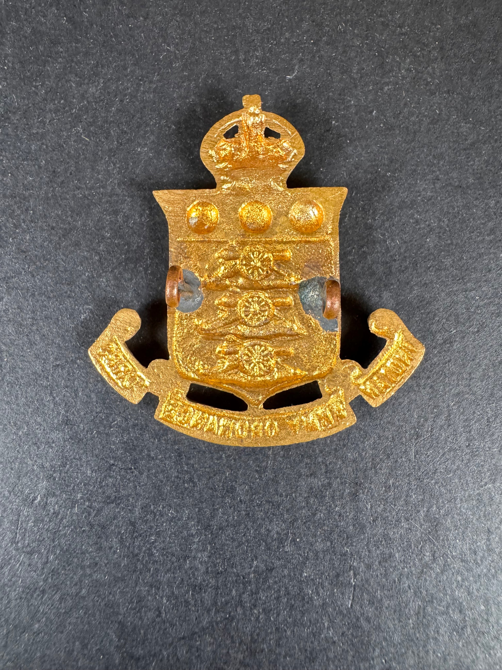 Photo 2 of WW2 British Indian Army Ordnance Corps Cap Badge - collectible militaria item