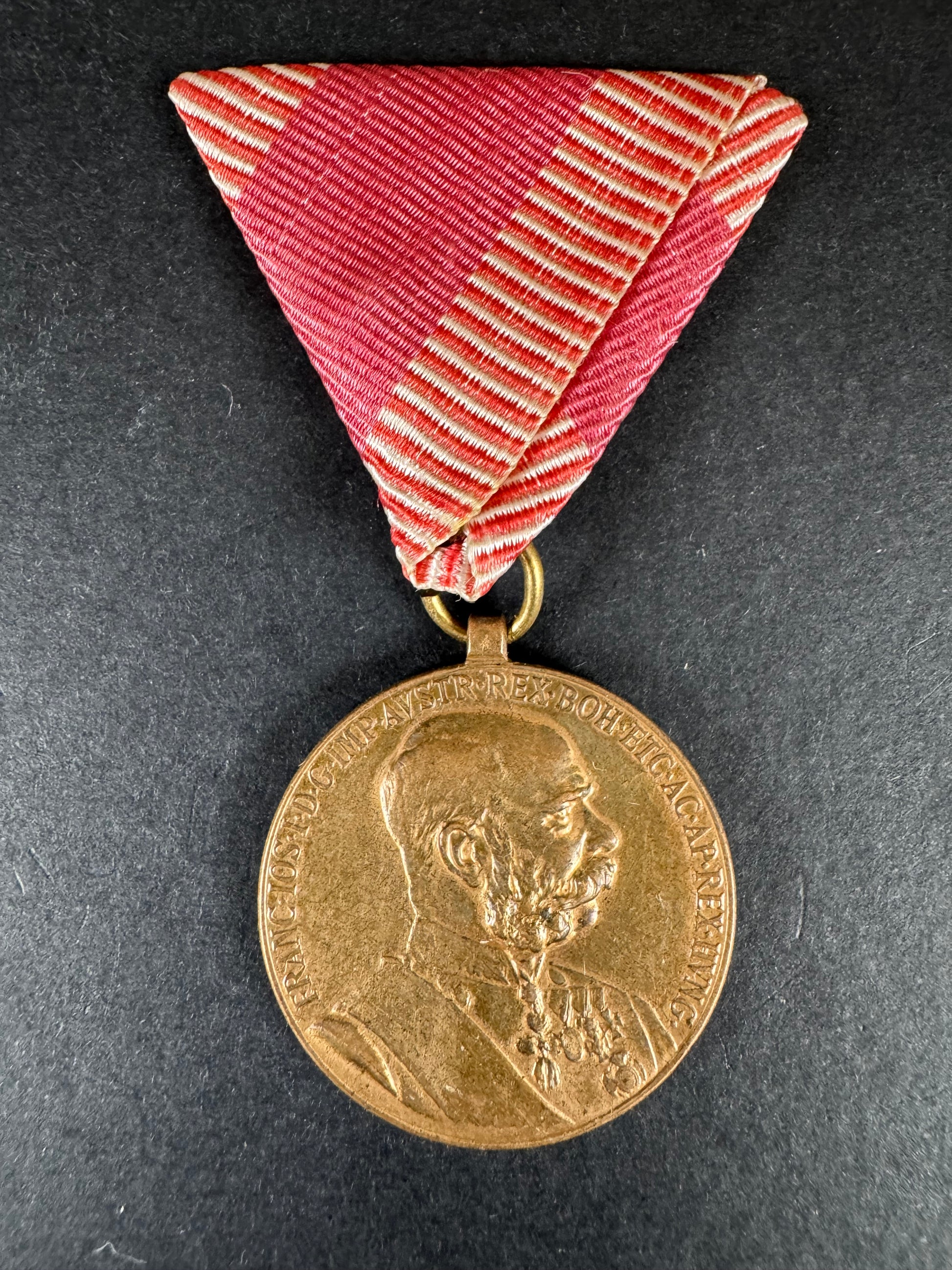 Photo 1 of Austro Hungarian KuK Empire Signum Memoriae Franz Joseph I Commemorative Medal - collectible militaria item