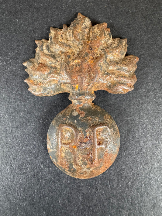 Photo 1 of WW1 French Army Fusiliers Adrian Helmet Badge RF - collectible militaria item