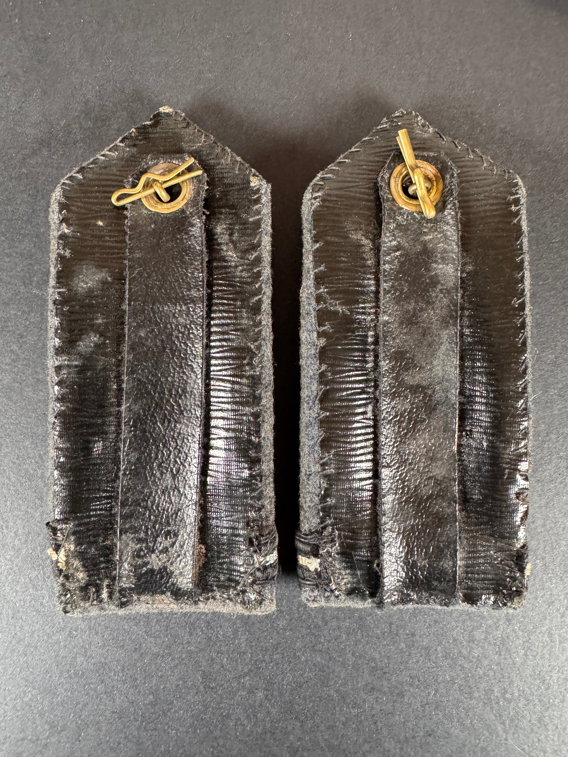 Photo 2 of WW2 British Royal Air Force Flying Officer's Shoulder Boards - collectible militaria item