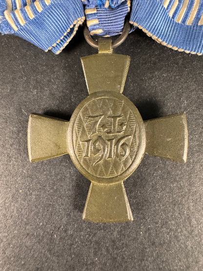 Photo 4 of WW1 German Empire Bavarian King Ludwig III Cross for Women - collectible militaria item
