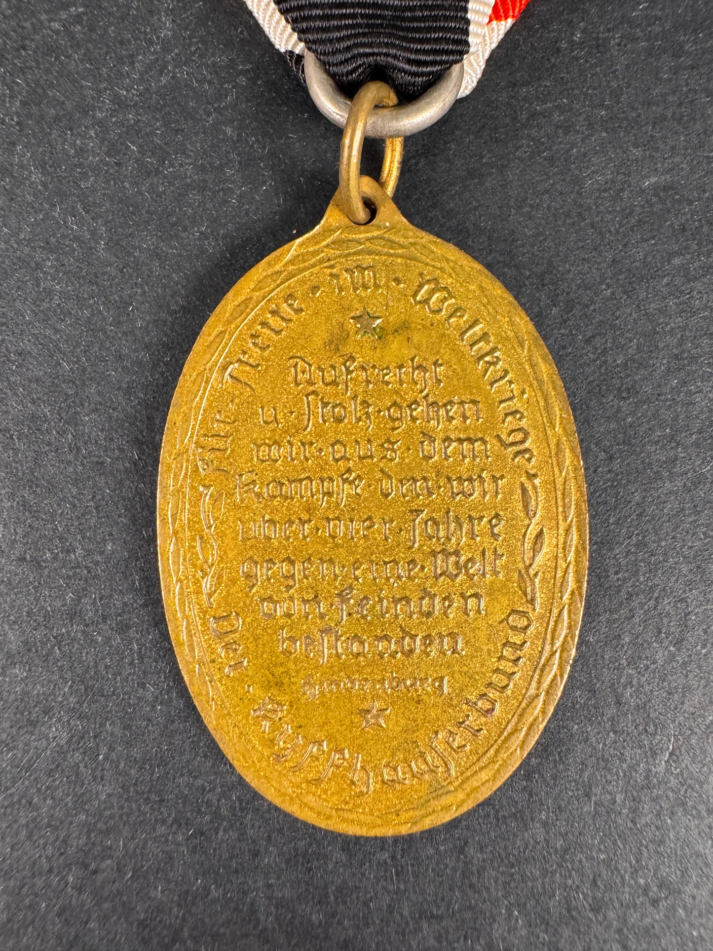 Photo 4 of WW1 German Army Veteran 1914-1918 Kyffhauser Medal with Swords - collectible militaria item